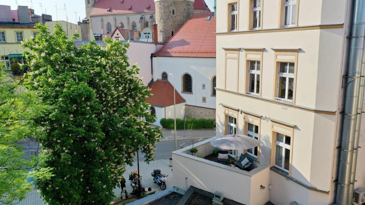 Central Apartamenty Еленя-Гура Экстерьер фото