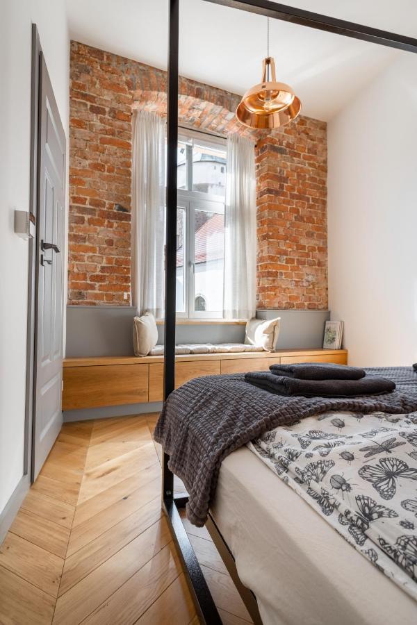 Central Apartamenty Еленя-Гура Экстерьер фото