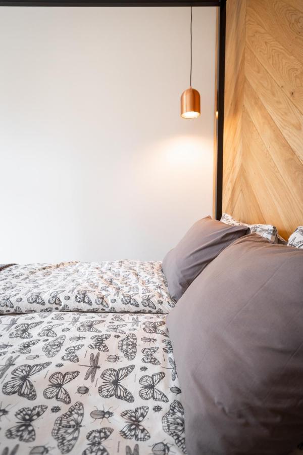 Central Apartamenty Еленя-Гура Экстерьер фото